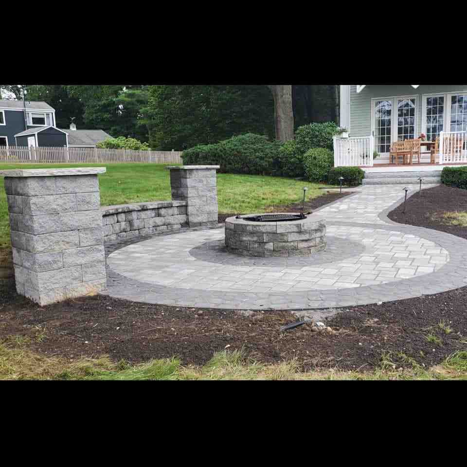Retaining Walls Contractors Near Me Offer Customized Solutions